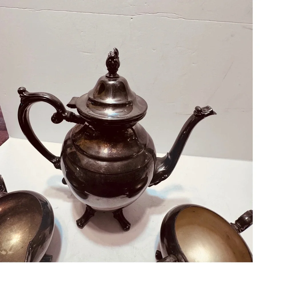 WM Rogers Silver Plate Tea‎ Set Vintage Coffee Pot Sugar Bowl Creamer Ornate 3pc
